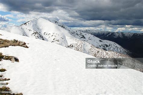 Victorian Alps Australia Stock Photo - Download Image Now - Falling, Stream - Body of Water ...