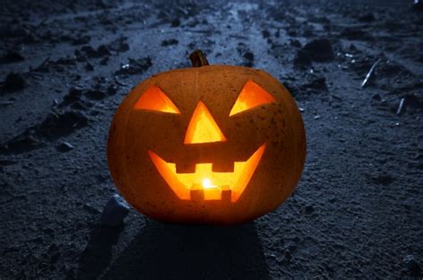 Illuminated pumpkin for halloween Photo | Free Download