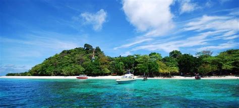 Coral Island & Banana Boat | Art of Travel - where amazing happens