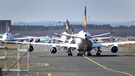 Lufthansa staff to strike on Friday, affecting 130,000 passengers - The Points Guy