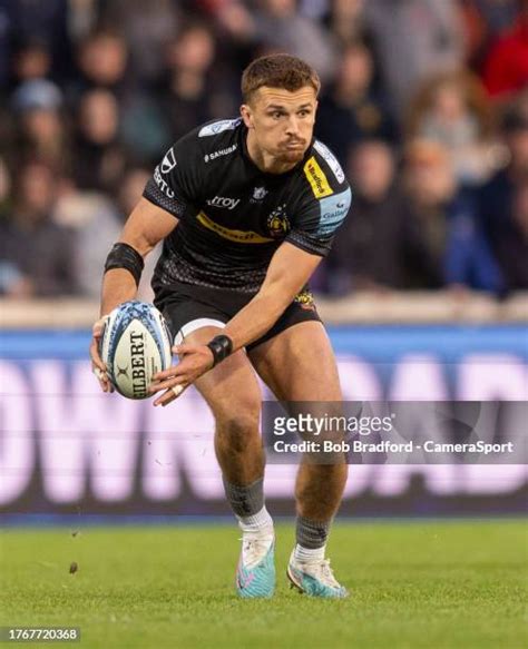 5,558 Henry Slade Rugby Player Stock Photos, High-Res Pictures, and Images - Getty Images