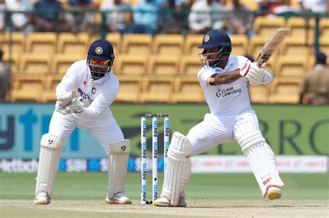 Kusal Mendis rocks back and cuts | ESPNcricinfo.com