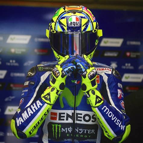 Valentino Rossi Helmet, Valentino Rossi 46, Jeep Renegade, Moto Gp 2017, Ducati, Yamaha, Grand ...