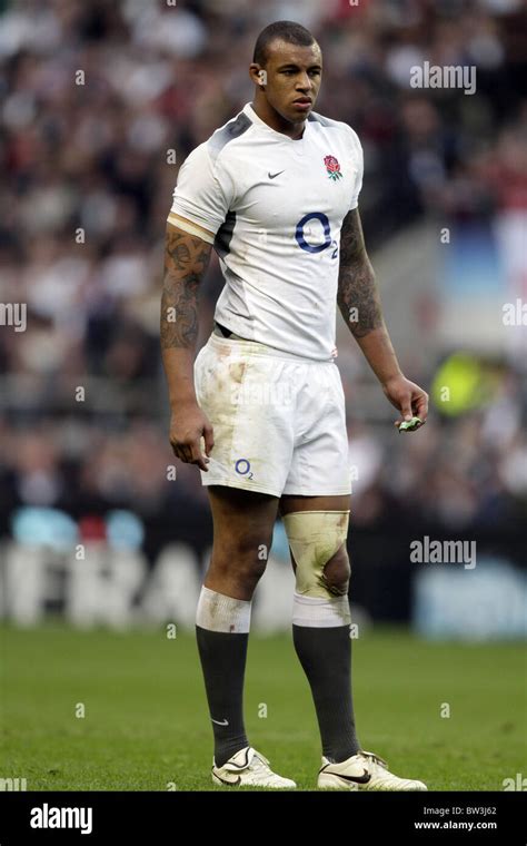 COURTNEY LAWES ENGLAND RU TWICKENHAM MIDDLESEX ENGLAND 06 November 2010 Stock Photo - Alamy