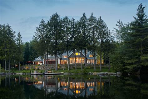 A House at Home on the Lake - New Hampshire Home Magazine