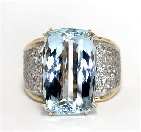 Aquamarine March Birthstone Gifts Facts | EmpirePawn.com