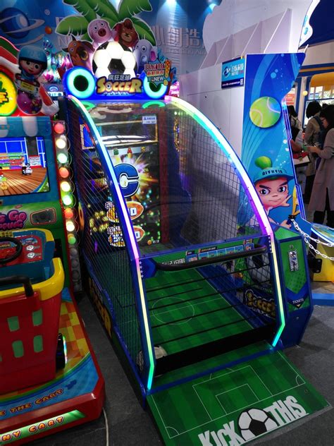 crazy soccer arcade game machine - YUTO Games