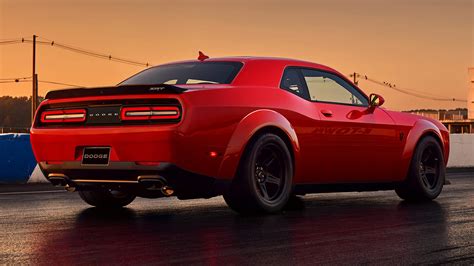 Dodge Challenger SRT Demon - specifications, photo, video, review