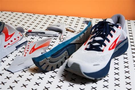 Cut in half: Brooks Adrenaline GTS 22 Review (2023) | RunRepeat