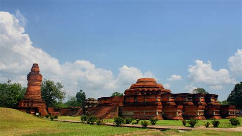 Candi Muara Takus. Peninggalan Kerajaan Sriwijaya di Riau - Yuk Piknik