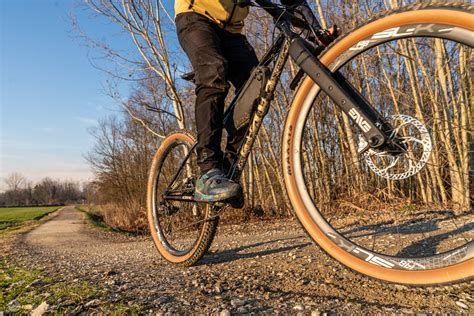 Featherlight Fun on the Rigid ENVE Mountain Fork [Review] - Singletracks Mountain Bike News