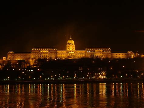 Buda Castle Free Photo Download | FreeImages