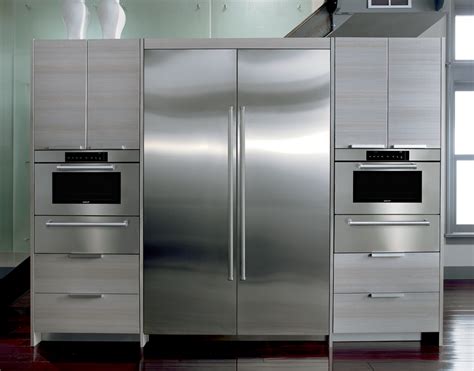 SubZero_Dual_30Inch_Column_Refrigerator_Freezer | Modern kitchen, Outdoor kitchen appliances ...