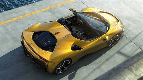 1000 hp and faster than a LaFerrari - Here are 7 things you need to know about the Ferrari SF90 ...