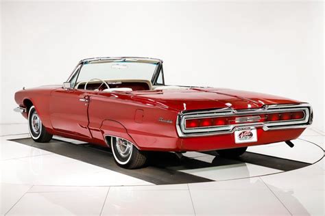 1966 Ford Thunderbird | Volo Museum