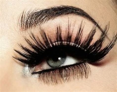 Extra long eyelashes | Fiber mascara, Glowing skin makeup, Mascara