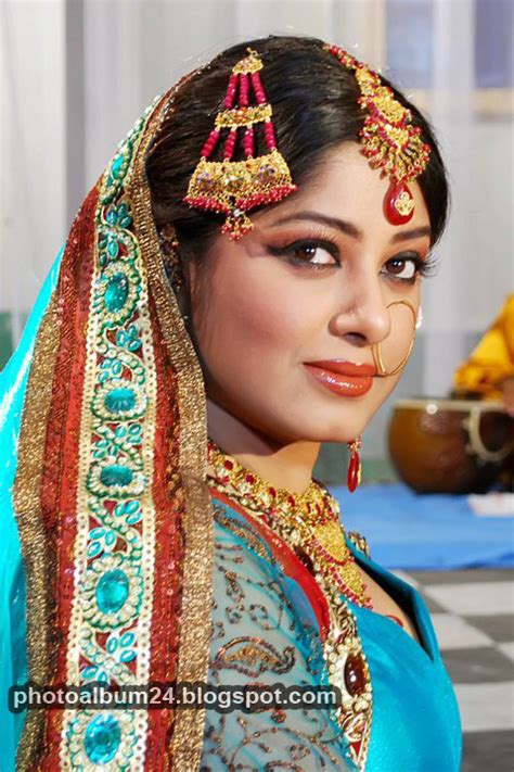 Bangladeshi Movie Actress Mousumi