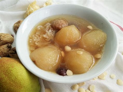 Chinese Pear Soup Recipe - Souper Diaries