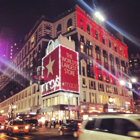 Macy's building @ new york | New york buildings, New york, Worlds largest