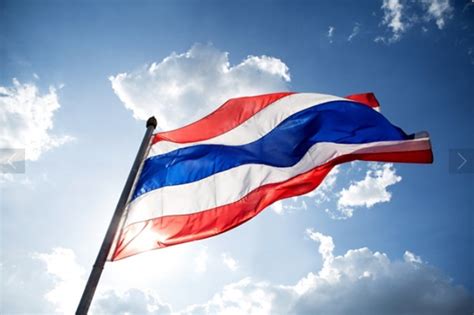 Thais celebrate ‘Thai National Flag Day’ nationwide - Pattaya Mail