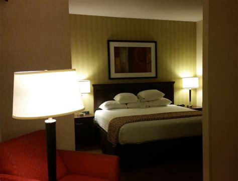 Drury Inn And Suites Columbus Convention Center review - Points with a Crew