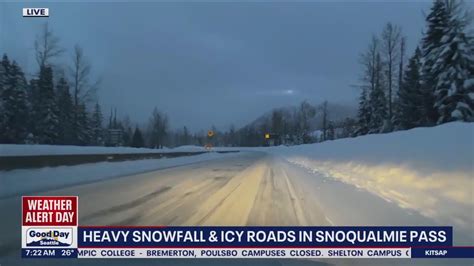 Heavy snowfall, icy road conditions over Snoqualmie Pass | FOX 13 ...