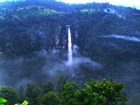 Arun Treks and Expedition : Travelling News, Blogs and Events: Top Beautiful waterfall to visit ...