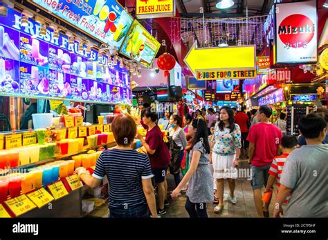 Bugis street singapore hi-res stock photography and images - Alamy