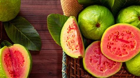 Seasonal Fruits In India (Summer, Monsoon, Winter) & Benefits - HealthifyMe