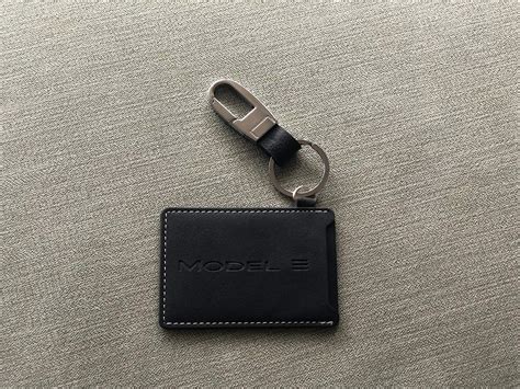 Premium Leather Tesla Model 3 Key Card Holder | EV Bandit