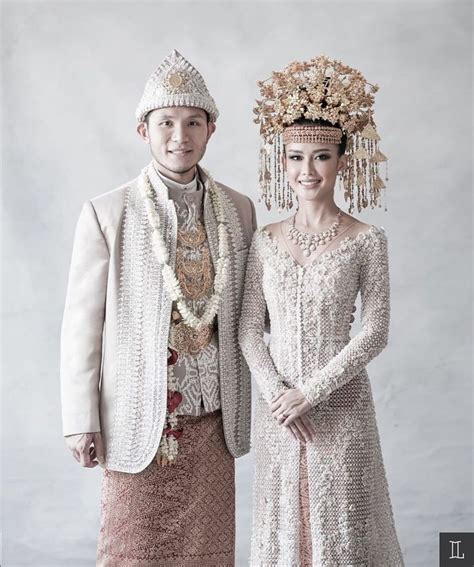 6 Inspirasi Gaya Pengantin Adat Palembang ala Figur Publik Tahun 2020