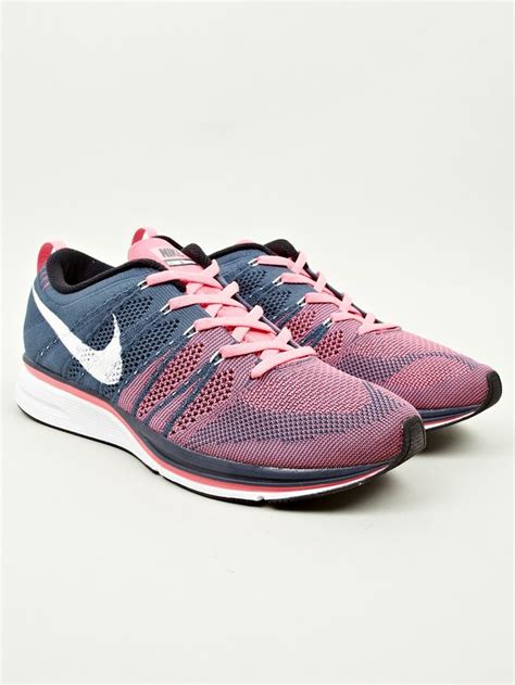 Nike Flyknit Trainer-LOVE | Nike flyknit trainer, Nike shoes cheap ...