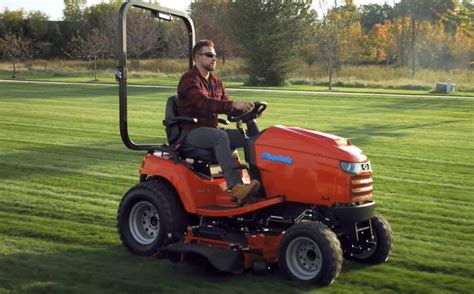 Are Simplicity Mowers good? (Explained for Beginners) - UpHomely