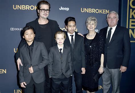 Brad Pitt and kids attend "Unbroken" premiere - CBS News