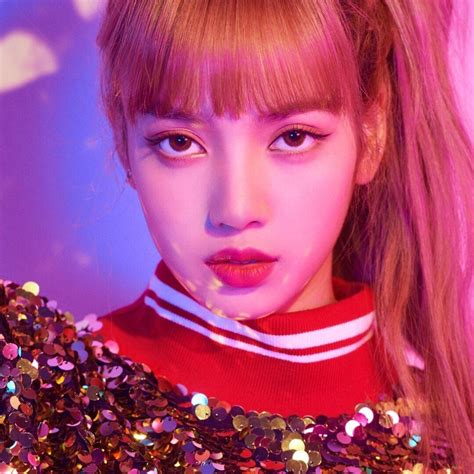 LISA (lalalalisa_m) New IG Profile Picture : r/BlackPink