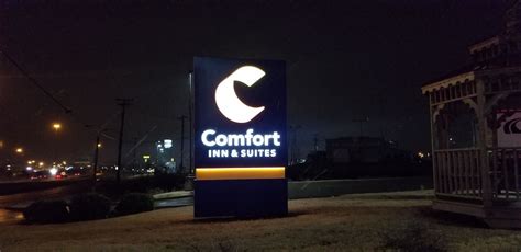 Comfort Inn & Suites Tulsa I-44 West - Rt 66 Tulsa, Oklahoma, US - Reservations.com