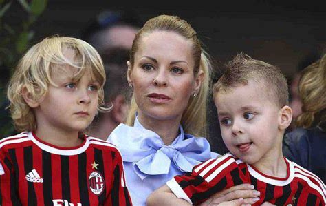 Ibrahimovic, la moglie Helena alleata del Milan