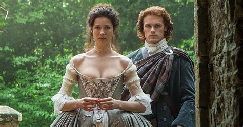 Claire & Jamie wedding 2014/1743 | Outlander costumes, Outlander wedding, Outlander tv