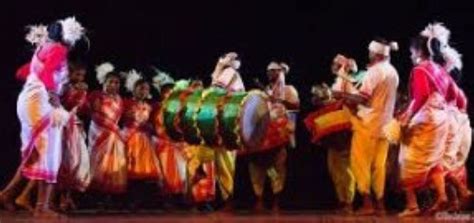 Bihar folk dance is called Domkach