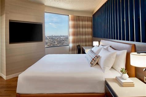 Renaissance Dallas Hotel Dallas | Bookonline.com