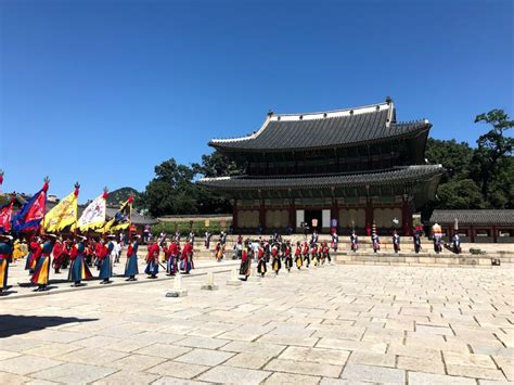 Best 10 Things to See in Changdeokgung Palace Seoul