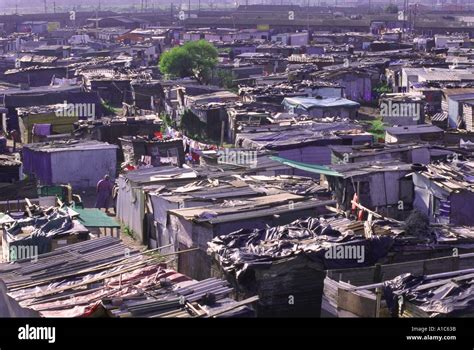 Aerial view of shanties in the black township of Gugulethu in Cape Stock Photo: 116283 - Alamy