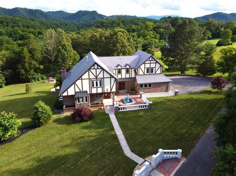 Sevierville, TN Real Estate - Sevierville Homes for Sale | realtor.com®