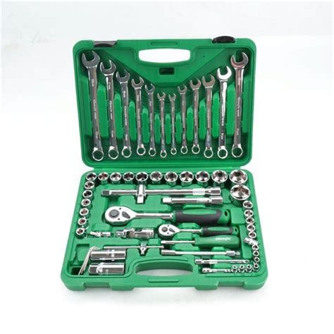 61PCS Automobile Repairing Tool Kit Factory Manufacturers in China