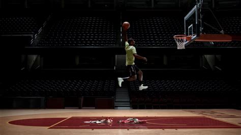 Le dunk le plus long | Kyrie irving, Kyrie, Dunk