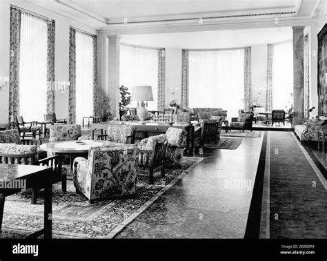 Interior reich chancellery hi-res stock photography and images - Alamy