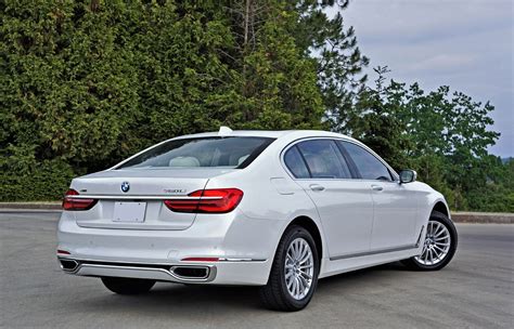 2017 BMW 750Li Executive | The Car Magazine