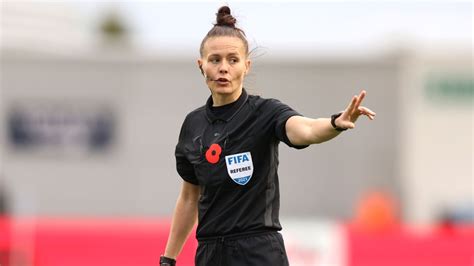 FA Cup history to be made with Rebecca Welsh to referee in men's third round - ESPN