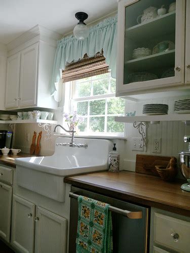 Cottage Kitchen Remodel | Dated Ranch Home kitchen remodel, … | Flickr