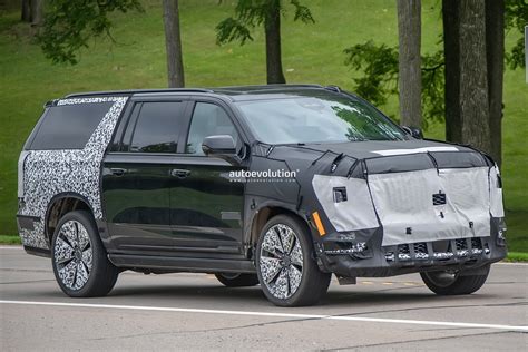 2025 Cadillac Escalade Facelift Masterfully Rendered, Escalade IQ Design Cues Galore - autoevolution